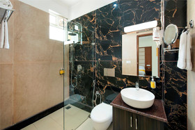 X Hotel By Bloom