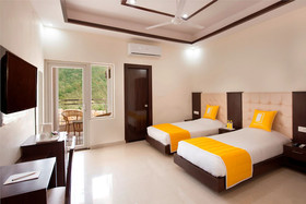 X Hotel By Bloom