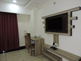 Hotel Rajmahal
