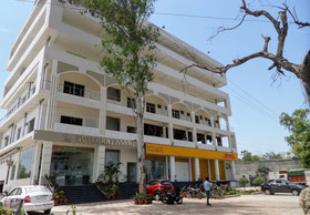 Hotel Rajmahal