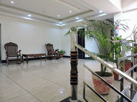 Hotel Rajmahal