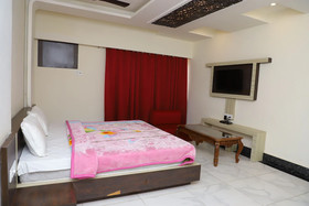 Hotel Rajmahal
