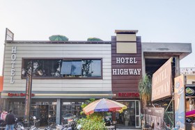 New Hotel Highway by OYO Rooms