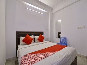 Hotel Chilana Tower by OYO