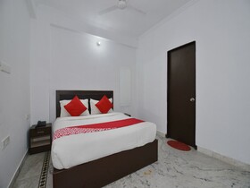 Hotel Chilana Tower by OYO