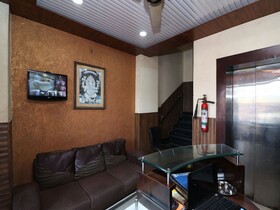 Hotel Chilana Tower by OYO