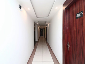 Woods Inn By OYO Rooms