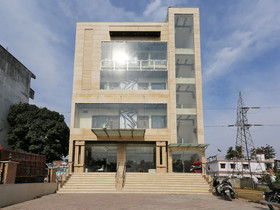 Hotel Arnavya by OYO Rooms