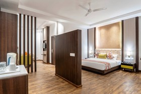 Hotel Le ROI Lake View koti