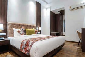 Hotel Le ROI Lake View koti