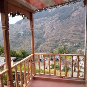 Gorooomgo Himalayan Hills Homestay