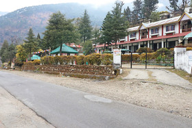 Mahima Resorts By OYO Rooms