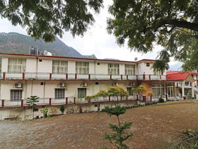 River View Resort by OYO Rooms