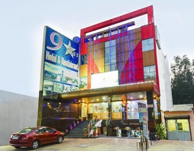 9 Star Hotel
