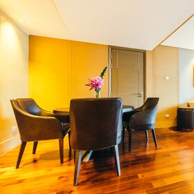 Avexia Premiere Hotel Agra