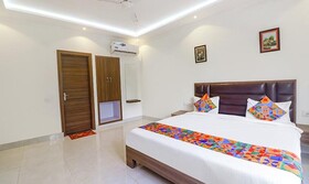 Fabhotel Bhawana