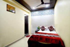 Goroomgo Mountain Agra