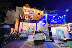 Goroomgo Rashmi Agra