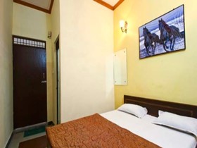 Harshit Paying Guest House