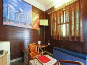 Harshit Paying Guest House