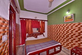 Hotel Aditya Palace