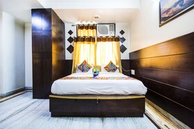 Hotel Alpine by FabHotels