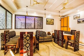 Hotel Alpine by FabHotels