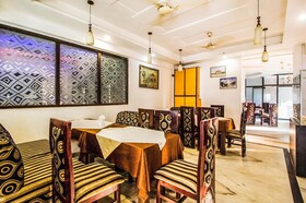 Hotel Alpine by FabHotels