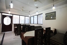 Hotel Alpine by FabHotels