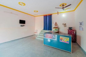 Hotel City Light Palace And Restaurants by OYO Rooms