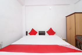 Hotel Devansh by OYO Rooms