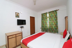 Hotel Devansh by OYO Rooms