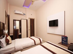 Hotel Gayatri Residency by OYO