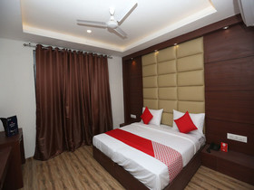 Hotel Glorify Stay By OYO Rooms