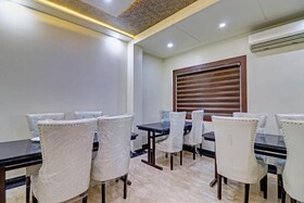 Hotel Sahibs RS Palace