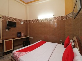 Hotel Sarwan