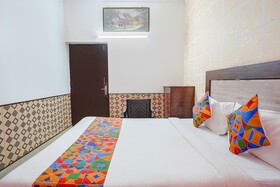 Hotel Taj Stay Agra