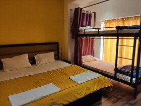 Joey's Hostel Agra