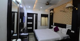 Laxman Resort Agra by Goroomgo