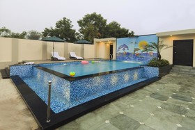 Royal Sarovar Portico Agra