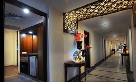 Royal Sarovar Portico Agra