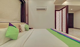 SG Grand by Treebo Hotels