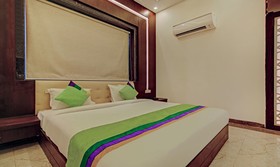 SG Grand by Treebo Hotels