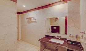 Swess Grand by Treeebo