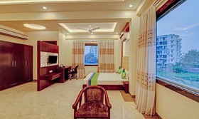 Swess Grand by Treeebo