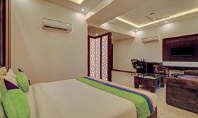 Swess Grand by Treeebo