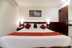 Taj Inn Hotel