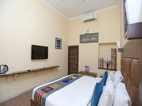 The Marc Blu by OYO Rooms