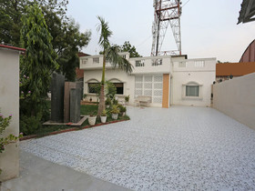 The Marc Blu by OYO Rooms