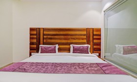 Treebo Tryst Glassy Junction